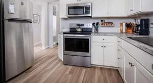 Image of Walnut Bungalow West