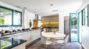 Image of Gorgeous villa with heated pool in the heart of Anglet