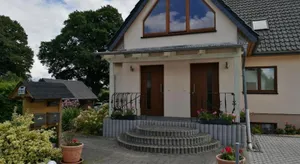 Image of Ferienhaus Seeidylle mit Ruderboot am Schweriner See