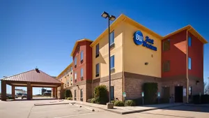 Image of Holiday Inn Express & Suites N Waco Area - West