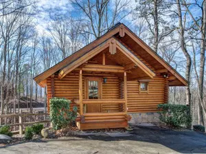 Image of Old Glory 2 Bedrooms 2 Bathrooms Cabin