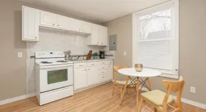 Image of Historic 2br / 1ba - Dtwn