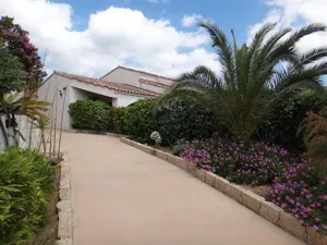 Image of Villa de standing Les Amandiers, vue mer & piscine
