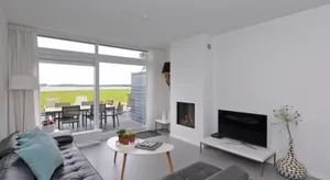 Image of Havenweg 12 - direct aan het Veerse Meer