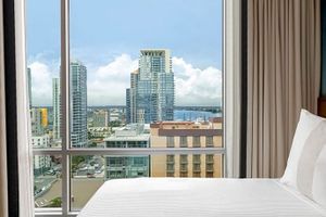 Image of Carte Hotel San Diego Downtown Curio Collection By Hilton