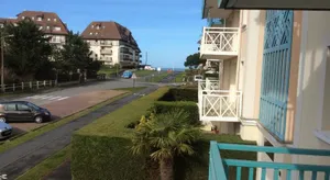 Image of 2 pièces 150 de la Mer, Calme,ensoleillé avec Parking