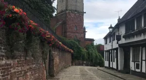 Image of "Wesley House" Historic home in town Centre with Parking