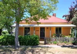 Image of Cooma Cottage
