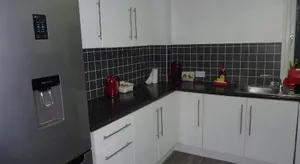 Image of Paisley Central Apartment #4