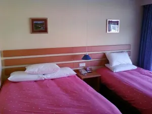 Image of Home Inn (Hangzhou West Lake Yanan Road Longxiang Metro Station)