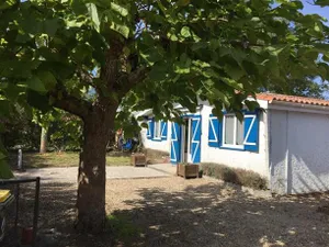 Image of Lachanau Paradis
