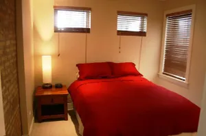 Image of Roscoe Village Guesthouse
