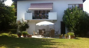 Image of T1 ou T2 dans villa avec jardin proche Biarritz