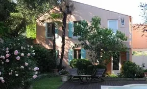 Image of La Petite Maison