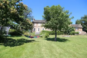 Image of White Stone Sauveterre-de-Rouergue