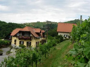 Image of Weingut Schlafgut Genussgut Lorenz
