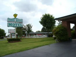 Image of Town House Motel Tupelo