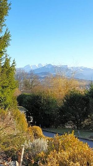 Image of Entre Lacs et Montagnes Bonne