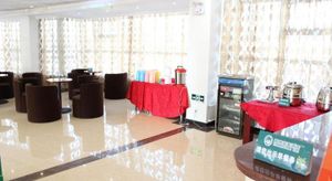 Image of Shell Xinzhou Xinfu District Railwat Station Hotel