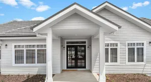 Image of Hamptons On Figtree