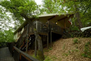 Image of Starlite House & Barn House Studio