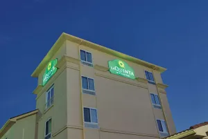 Image of La Quinta Inn & Suites by Wyndham Verona