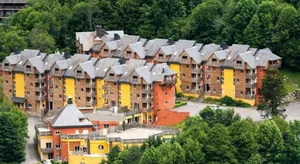 Image of Appartement T2bis à Cauterets, 6 pers, piscine, à 250m des télécabines, parking privé - FR-1-234-182