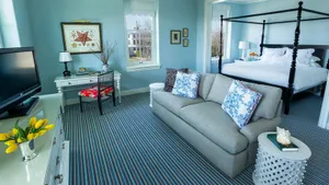 Image of Brown Room At Congress Hall