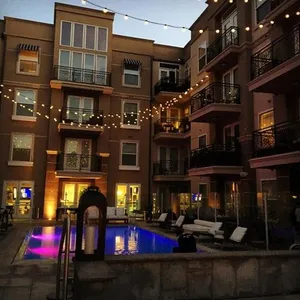 Image of Luxury 2-Bedroom 2-Bathroom w Pool