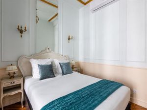 Image of Luxury 3 Bedroom 2 Bathroom - AC - Louvre & Marais