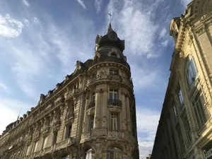 Image of Le Chapeau Rouge - Centre Historique - Corum - Tramway - Climatisation
