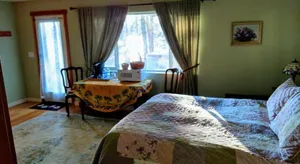 Image of Sunrise Suite on the Sound