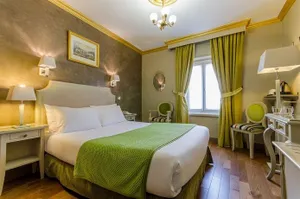 Image of Golden Hôtel Paris