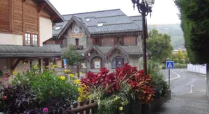 Image of La Petite Suite