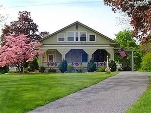 Image of Tea Kettle Inn Bed & Breakfast