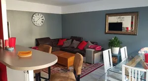 Image of bulleappartreims Bulle 5 free parking and wifi free ideal 2 Adultes et 3 Enfants