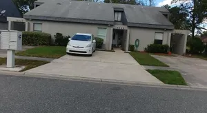 Image of Townhouse 8 guests 4Queen beds 3bd 2bath near I295,NAS Jax Base,Orang Park Jax