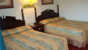 Image of Travel Inn De Kalb
