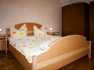 Image of Pension Handle