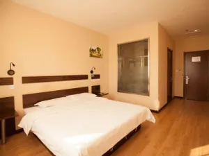 Image of Green Tree Inn Dalian Airport New Area Lizi Moutain