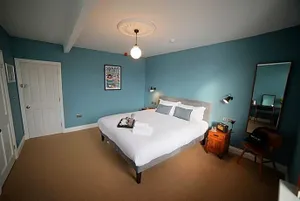 Image of The Alma Taverns Boutique Suites - Room 1 - Hopewell