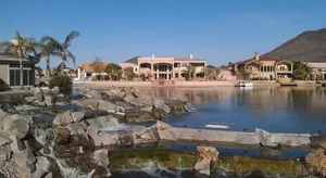 Image of Glendale Arizona Lakeside Property