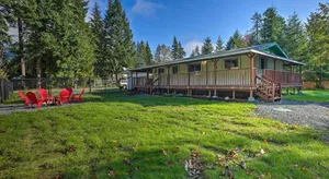 Image of Updated Packwood Cabin -22 Mi to White Pass