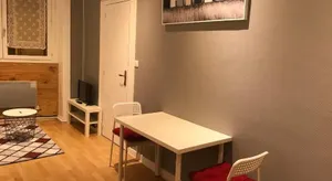 Image of 012 CHIC & COSY F2 34m2 HYPERCENTRE WIFI SMART TV NETFLIX