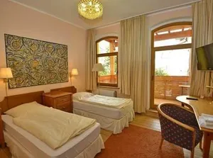 Image of English Romance Apartments