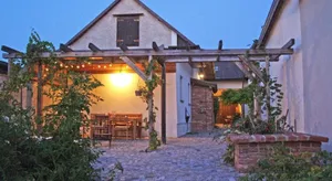 Image of Apartment Landart