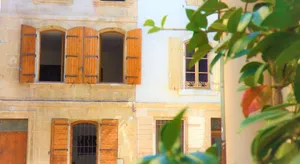 Image of La Maison entre les arenes et la gare