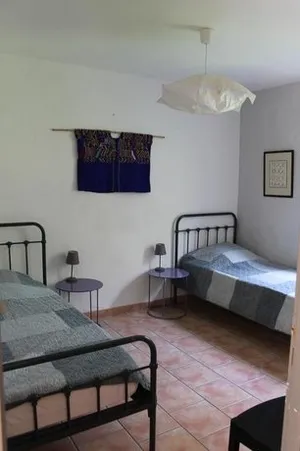 Image of A l'Est d'Uzès