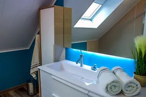 Image of La petite maison dans la cour