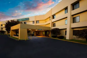 Image of La Quinta Inn & Suites by Wyndham Columbia